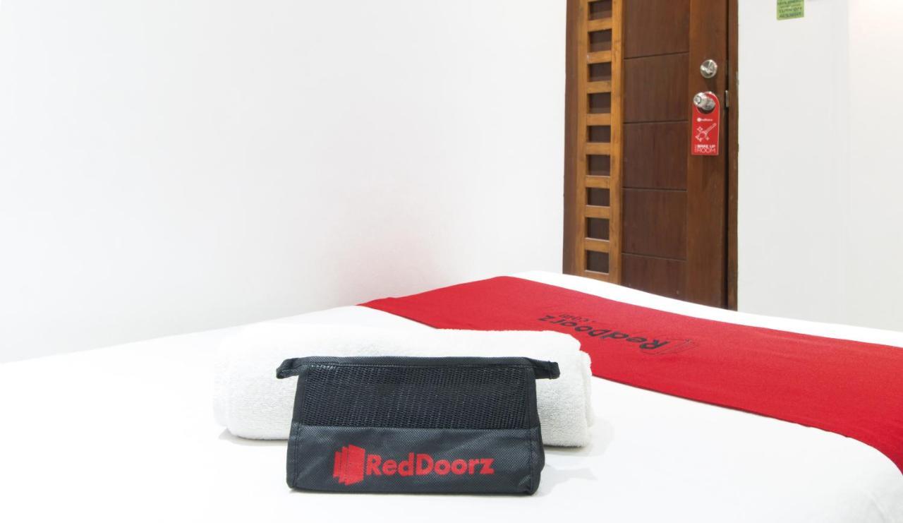Готель Reddoorz @ Real Fatima Tacloban Anibong Екстер'єр фото