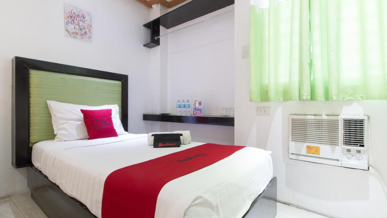 Готель Reddoorz @ Real Fatima Tacloban Anibong Екстер'єр фото
