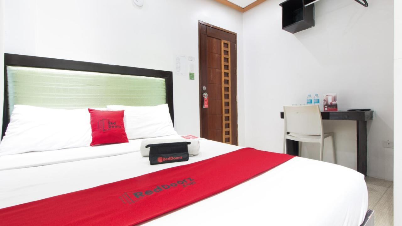 Готель Reddoorz @ Real Fatima Tacloban Anibong Екстер'єр фото