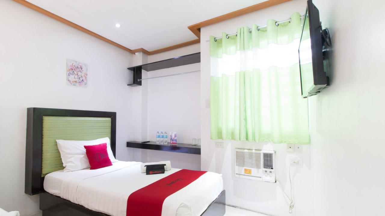 Готель Reddoorz @ Real Fatima Tacloban Anibong Екстер'єр фото